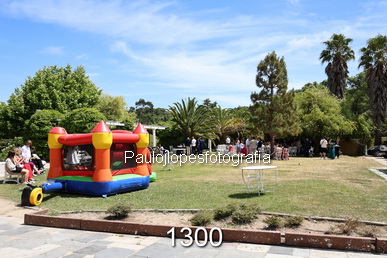 1300